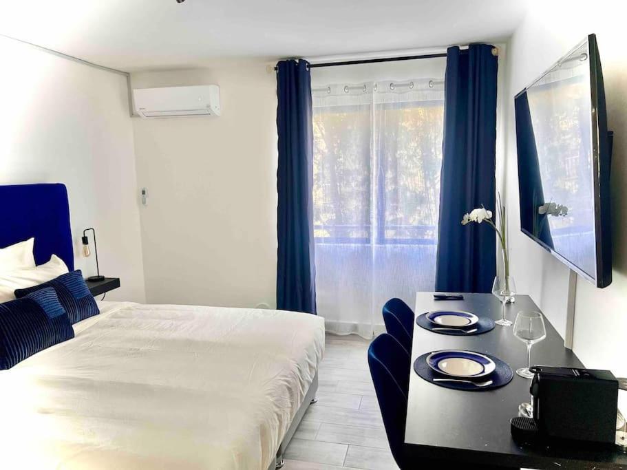 T1 - Le Paille En Queue - Neuf, Vue Jardin, 11Min Aeroport Apartment Saint-Denis Exterior photo